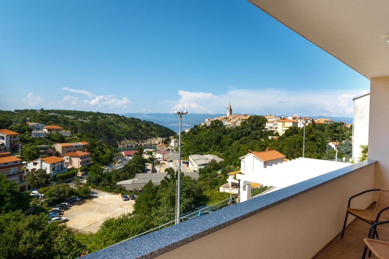 Villa Mirela Apartment Vrbnik Buitenkant foto